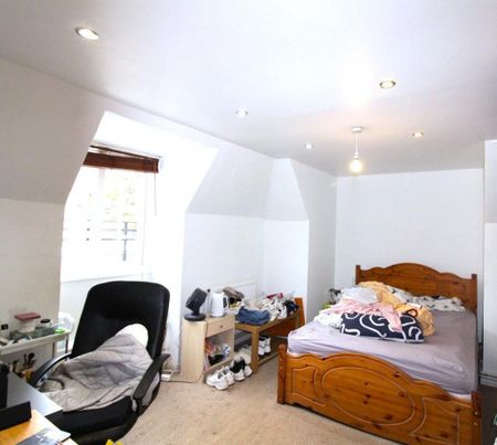 5 bedroom maisonette to rent - Photo 4