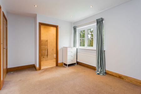 Crown Wood, Forest Row, RH18 - Photo 5