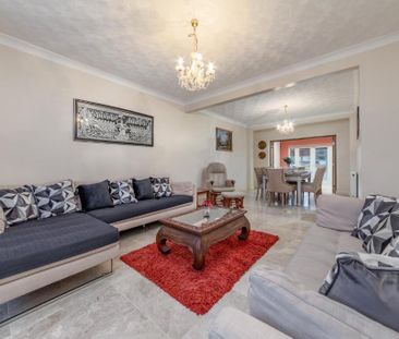 4 bedroom terraced house to rent - Photo 5