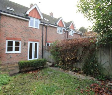 2 bedroom terraced house to rent - Photo 6