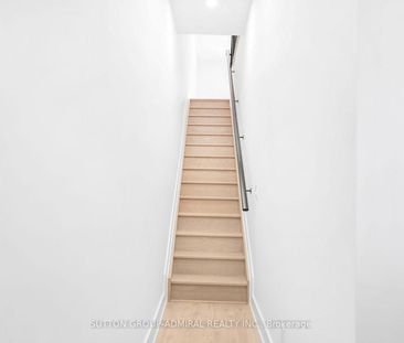 For Lease - 366 Margueretta Street Unit# 2nd Floor, Toronto, Ontario - Photo 6