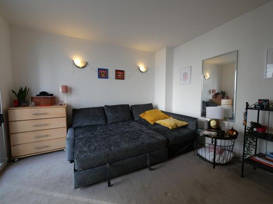 Studio | £410 pw - Photo 1