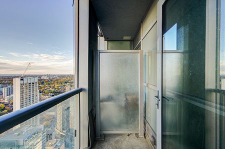 For Lease - 1 Yorkville Avenue Unit# 5003, Toronto, Ontario - Photo 3