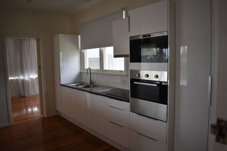 BEAUTIFUL HOME - Photo 3