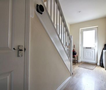 1 Bedroom House / Flat Share to let - Photo 6