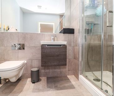 The Broadway, Farnham Common, Buckinghamshire,SL2 - Photo 3