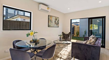 Brand New Townhouse for Rent - 2 Bed / 1 Bath - Photo 4