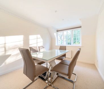 3 bedroom apartment to rent - Photo 2