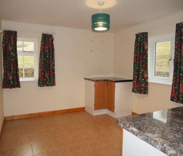 4 bedroom detached house to rent - Photo 6