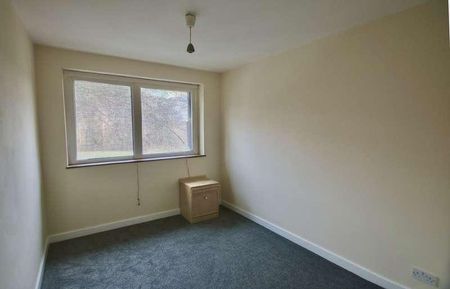 Cervantes Court, Northwood, HA6 - Photo 2