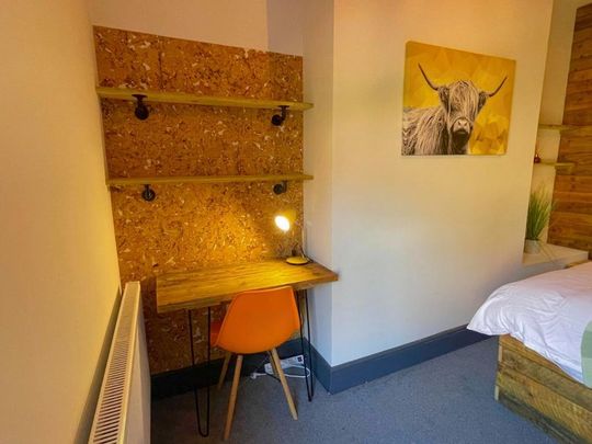 1 bedroom in a house share to rent - Photo 1