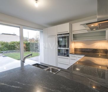 Beautiful contemporary semi-detached villa with garden - Foto 6