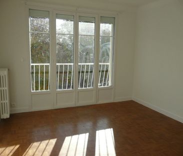 Location Appartement 3 pièces 65m² - Photo 2