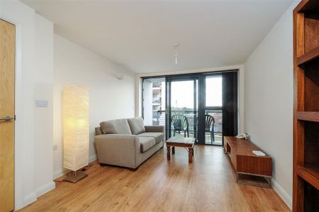 Ampere House, London, Warple Way - Photo 2