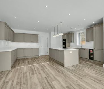 4 bedroom semi-detached house to rent - Photo 6