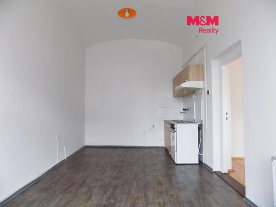 Pronájem bytu 3+1 70 m², U nádraží 678, Teplice - Fotografie 1
