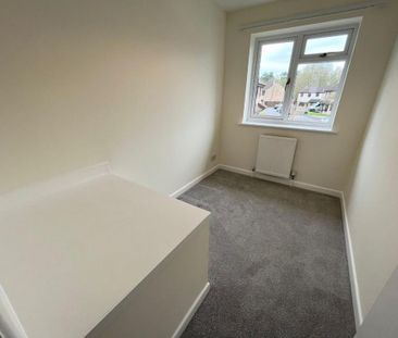 3 bedroom semi-detached house to rent - Photo 3