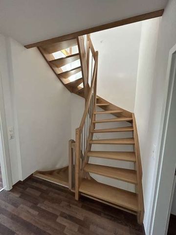 **Exklusive Maisonette-Dachgeschosswohnung im Herzen von Delitzsch** - Photo 3