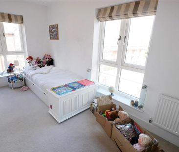 4 bedroom townhouse to rent - Photo 4