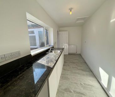 3 bedroom bungalow to rent - Photo 4