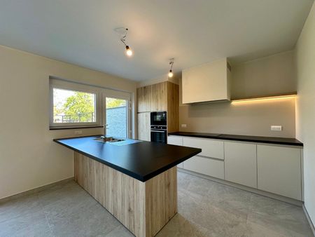 Nieuwbouwwoning in rustige woonwijk - Photo 5
