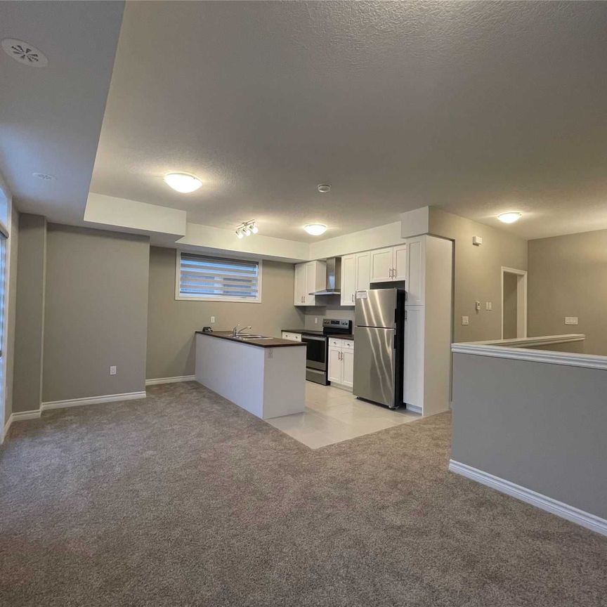 For Lease - 184 Wheat Lane, Kitchener, Ontario - Photo 1