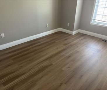 For Lease - 3350 Southwick Street, Mississauga, Ontario - Photo 6