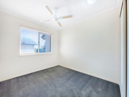 Great Location in the Heart of Cotton Tree! - Photo 4