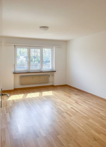 Gemütliche 2.0-Zi. Wohnung Nähe Stadtzentrum - Photo 2