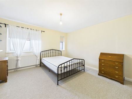 Jubilee Close, Hampton Wick, KT1, Kingston Upon Thames - Photo 2