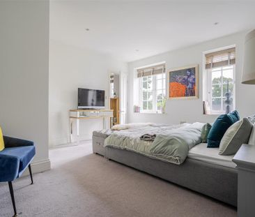 5 bedroom townhouse to rent - Photo 3