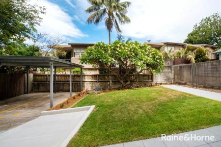 Apartment with 2 bedrooms, 1 bathroom & parking for 1 car - Photo 4