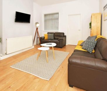 3 bedroom terraced house to rent - Photo 4