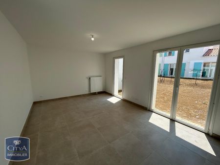 Location Maison 4 pièces 87m² ST GEORGES D OLERON 17190 - Photo 2