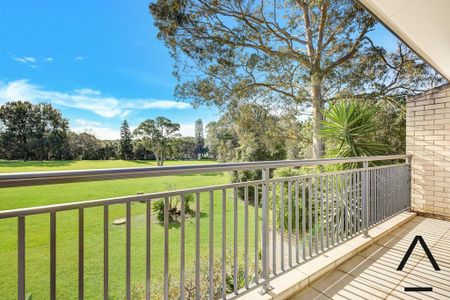 Great Location, Overlooking Majors Bay Reserve - Photo 2