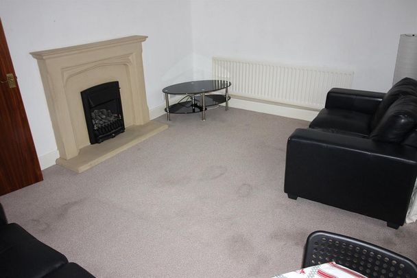 Flat 11, 206 Lisburn Road, Belfast BT9 6GD - Photo 1