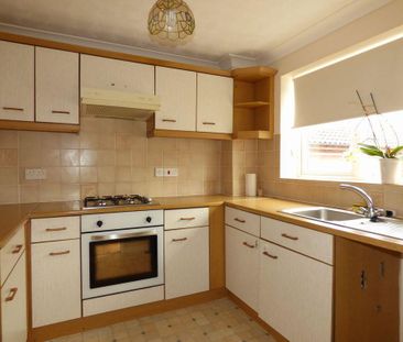 3 bedroom terraced house to rent - Photo 5