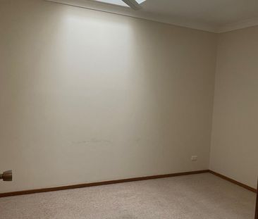 Tidy, Low Maintenance 2 Bedroom - Photo 3