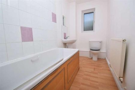 Orangery Walk, Newport, NP10 - Photo 5