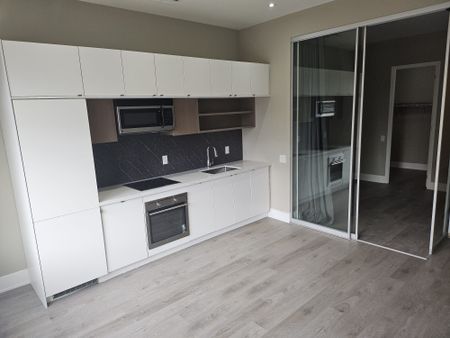 For Lease - 111 St Clair Avenue Unit# 426, Toronto, Ontario - Photo 5