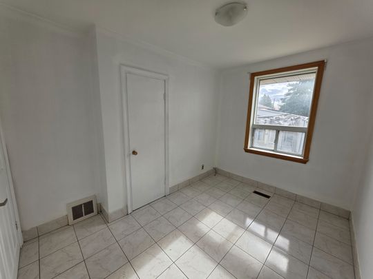 For Lease - 15 Westcliffe Road, Toronto, Ontario - Photo 1