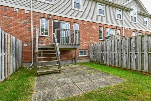 124 Gosling Gardens, Guelph - Photo 1