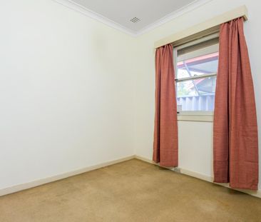 WELL-PRESENTED 3X1 HOME - Photo 4