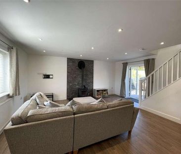 Cefn Dinam, Gaerwen, Isle Of Anglesey, LL60 - Photo 3