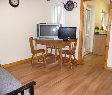 47 Brookland Street, Belfast, BT9 7FZ - Photo 2