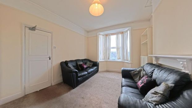 5 bedroom house to rent - Photo 1