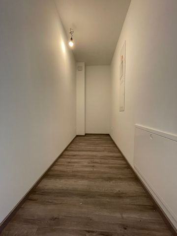 Neuwertige 2,5 Zimmer Wohnung mit Garten - Photo 4