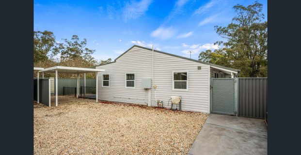 Modern 2 Bedrooms House with car parking ( WATER INCLUDED ) - Photo 1