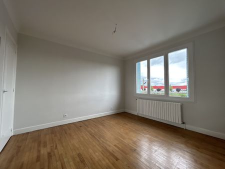Location Maison 4 pièces 94m² CLERMONT FERRAND 63000 - Photo 2