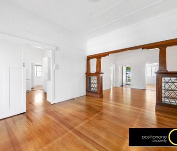 Charming Queenslander With Exceptional Space & Lifestyle Convenience - Photo 4